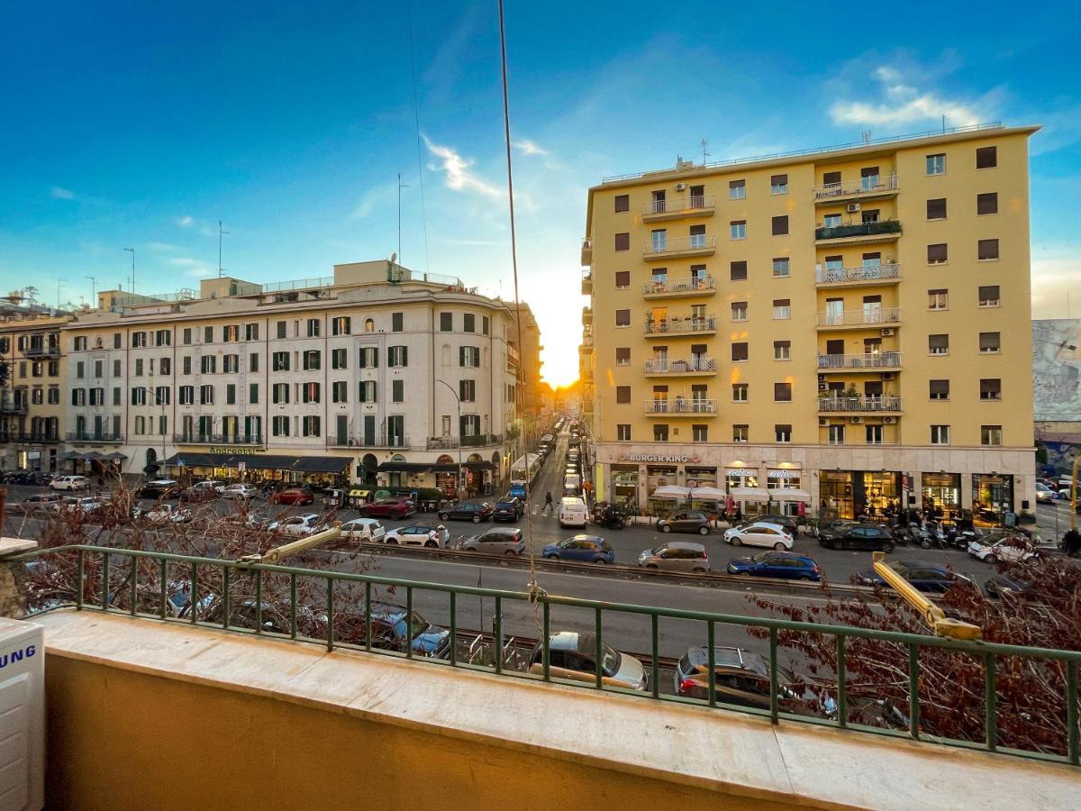Appartamento Piramide Luxury Colosseum